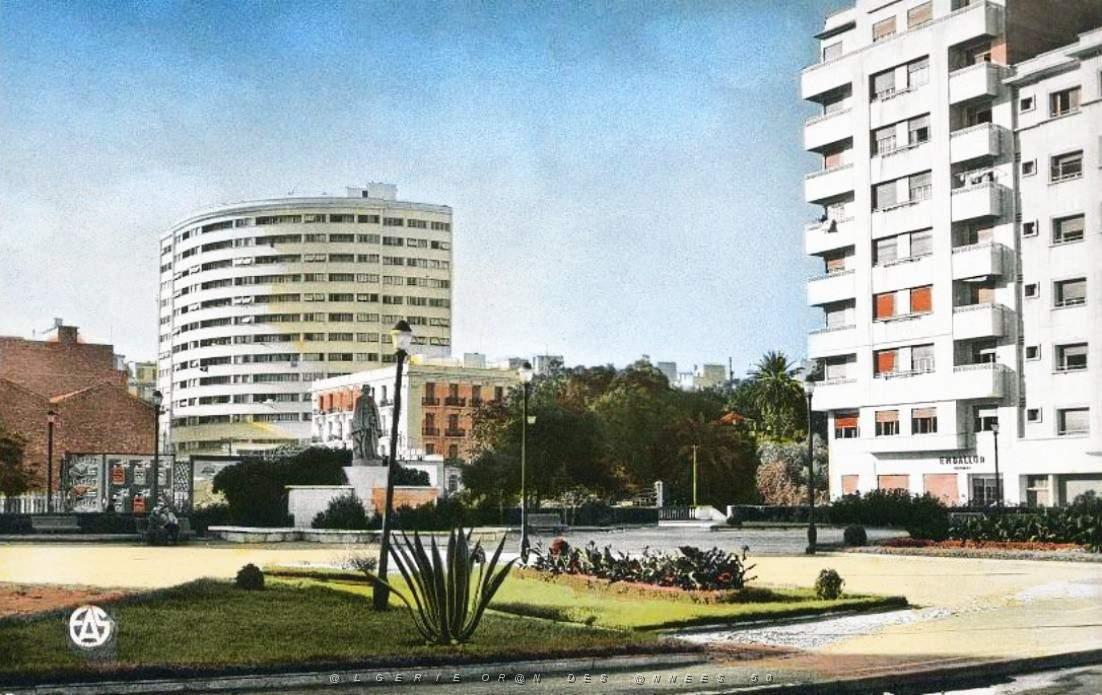 FM c 04- Square Lyautey.jpg